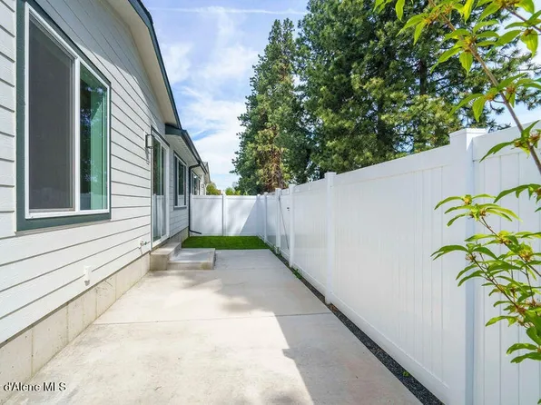 Malina Plan, Delcardo Village