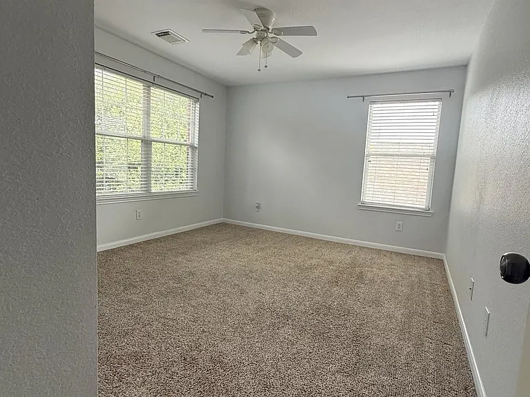 2219 Gable Hollow Ln — Photo 24