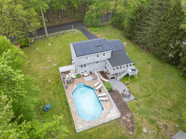 591 Nortontown Road, Guilford, CT 06437