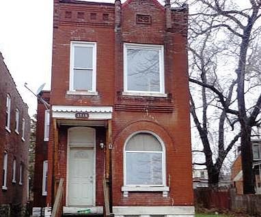 1st image of 3719 Iowa Ave