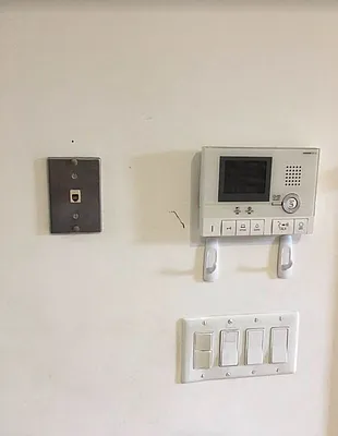 Rented by TheRealEstateCompany.com LLC | media 12