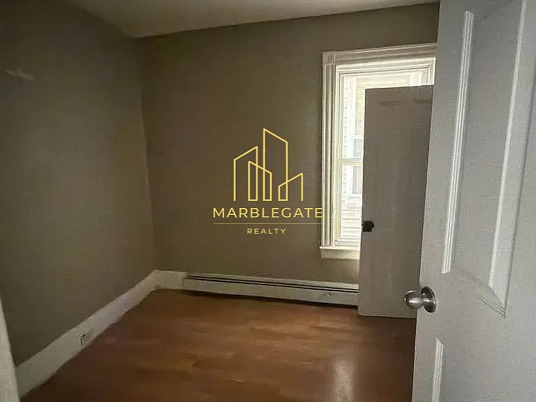 21 Piercy St #1E — Photo 3