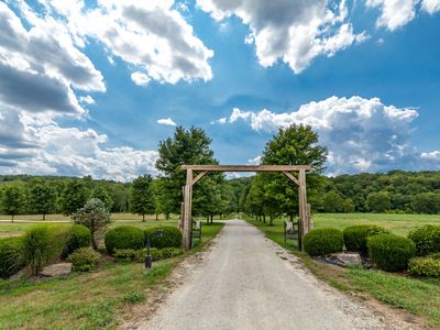 (Undisclosed Address), Walnut Shade, MO, 65771
