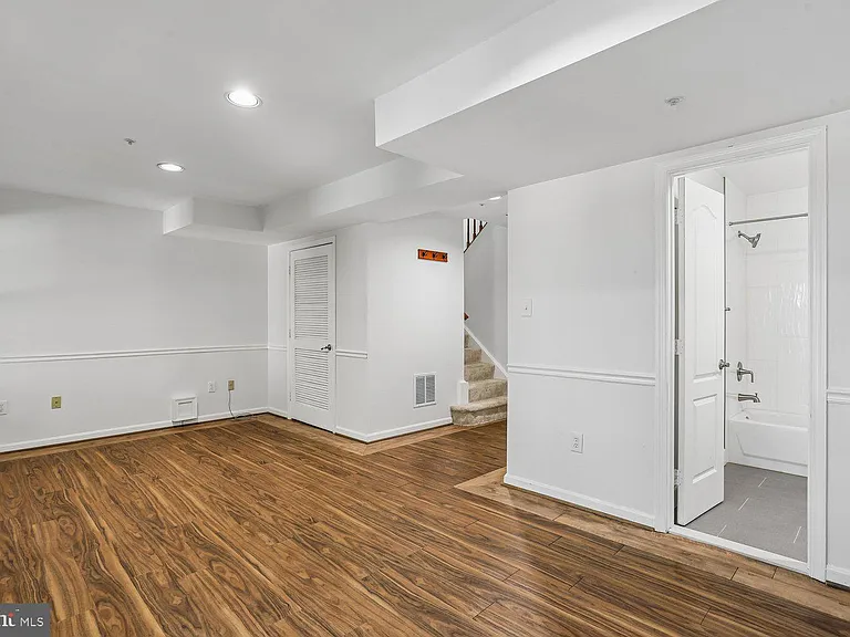 417 Winding Rose Dr — Photo 39