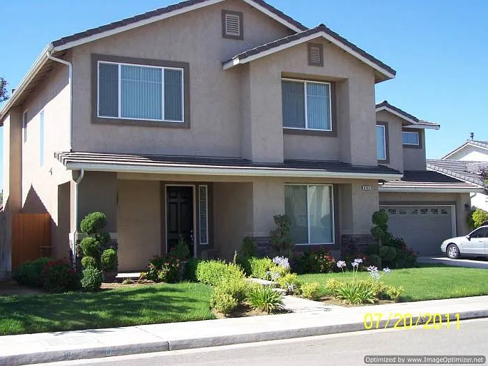 6745 W Dovewood Ln photo 1