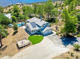 29493 The Yellow Brick Rd, Valley Center, CA 92082