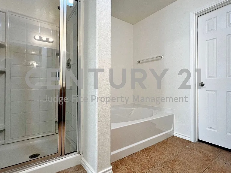 1724 Quails Nest Dr — Photo 18