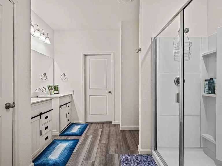 766 Camden Dr — Photo 8