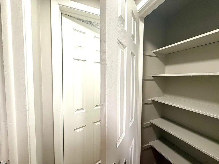 1303 Columbine St #303 — Photo 12