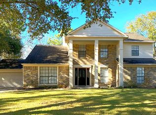 1411 Bayou Oak Dr, Friendswood, TX 77546
