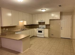 913 Spring St, Longview, TX 75604