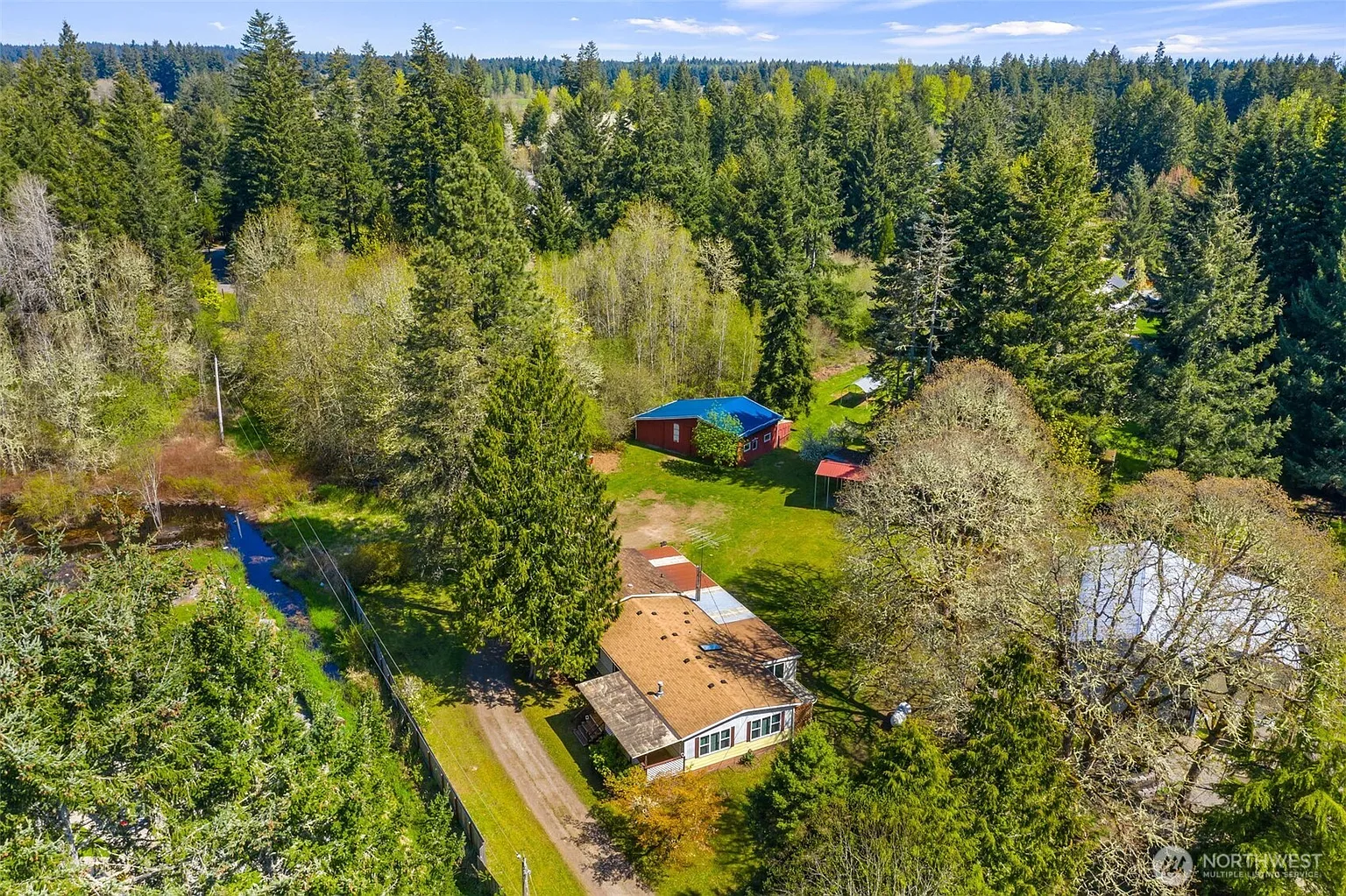 958 Tipsoo Loop S photo 1
