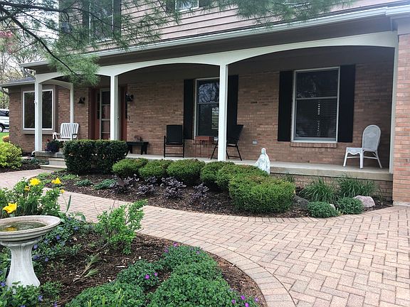 3rd image of 30650 Carolwood Dr