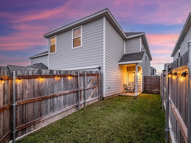 5541 Topwater Trl — Photo 64