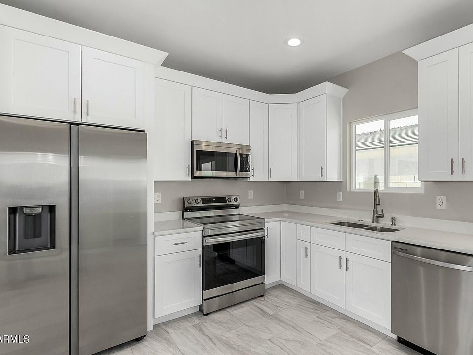 1st image of 3205 W SUENO Drive