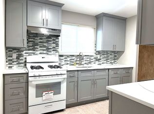 645 Hollywood Ave #2A, Bronx, NY 10465
