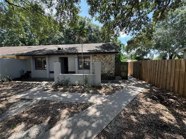 2222 Lancewood Ct, Orlando, FL 32817