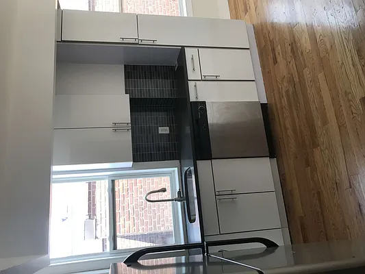 Rented by Giaps Realty Group LLC | media 34