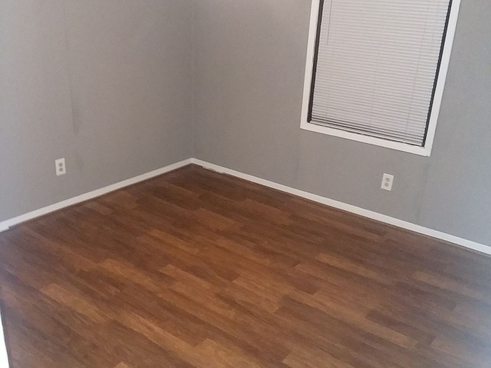 1st image of 107 Red Deer Dr #107