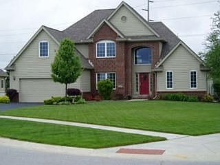 GORGEOUS 12 LAKES HOME