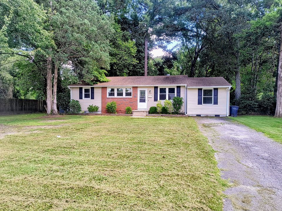 1st image of 504 Clyde Dr