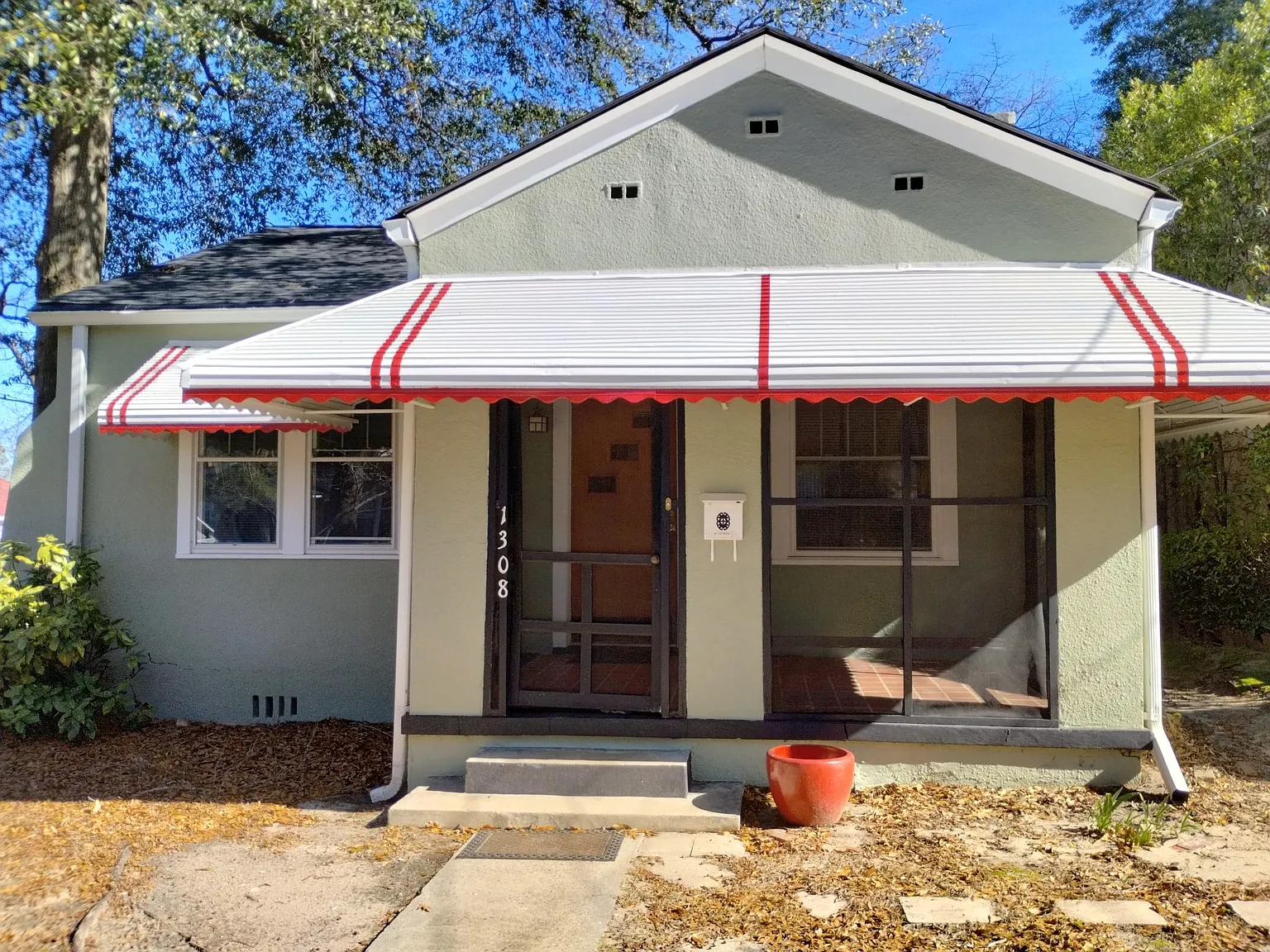 3 bed, 1.5 bath, 1278 sqft, $1,250 — Photo 2