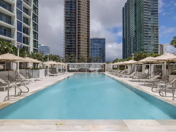 1000 Auahi St, Honolulu, HI