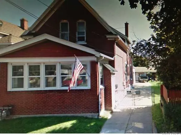 35 E End Ave, Cheektowaga, NY 14225