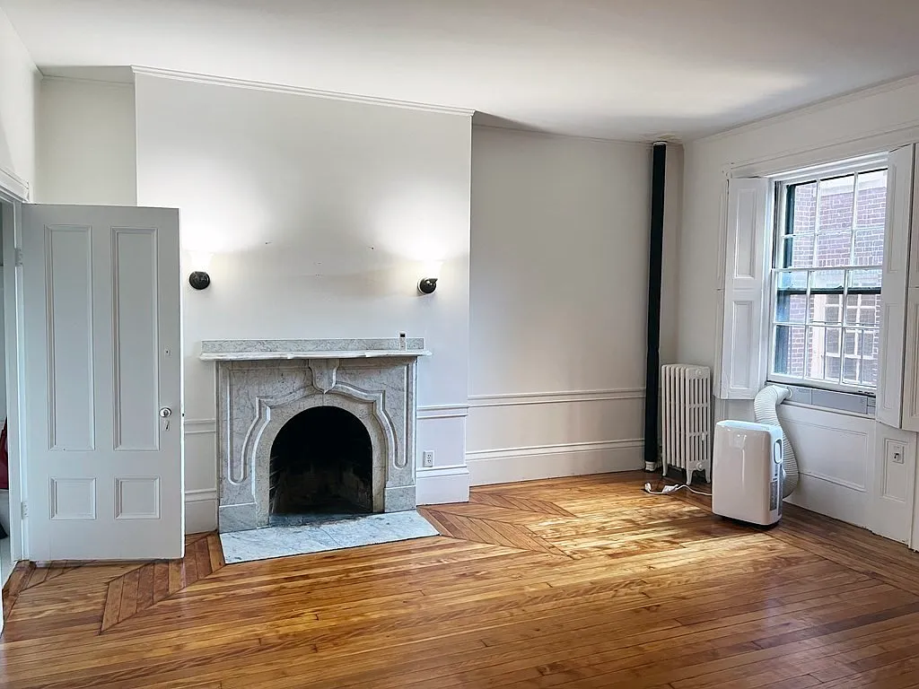 Studio, 450 sqft, $2,800 — Photo 1