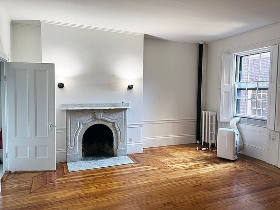 2nd image of 2 Joy St APT 10