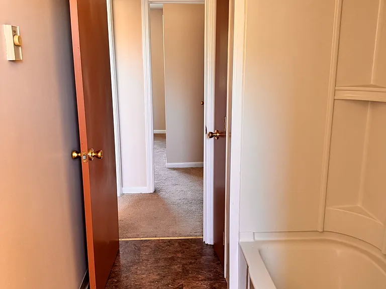 5 Dubois St #5 — Photo 8