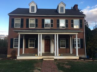 523 S Mildred St, Charles Town, WV 25414