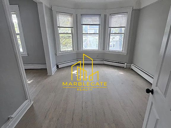 2nd image of 644 15th Ave #11