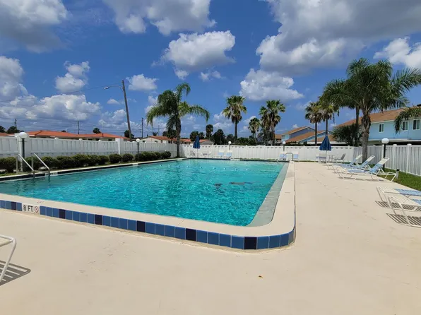 9 Bristol Ln, Ormond Beach, FL 32176