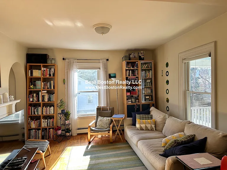 84 Walker St #2 — Photo 1
