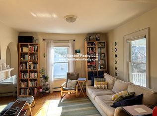 84 Walker St Floor 2, Newtonville, MA 02460