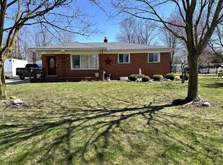 2074 Phillips Rd, Auburn Hills, MI 48326