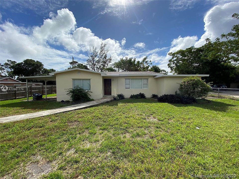 1st image of 4704 Myrtle Dr #4704