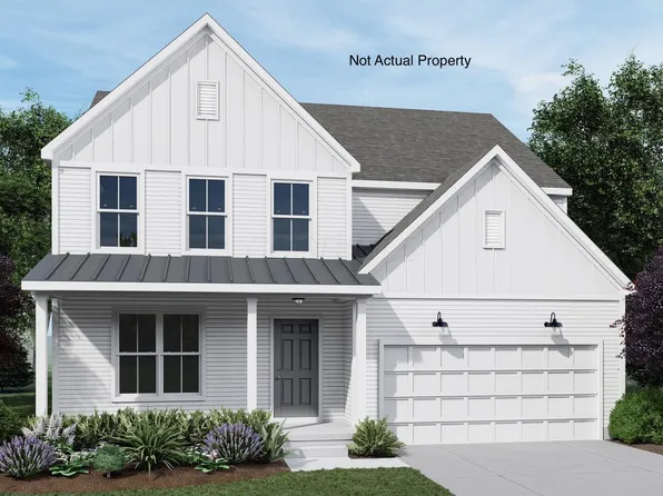 62 Banyan Dr, Lewis Center, OH 43035