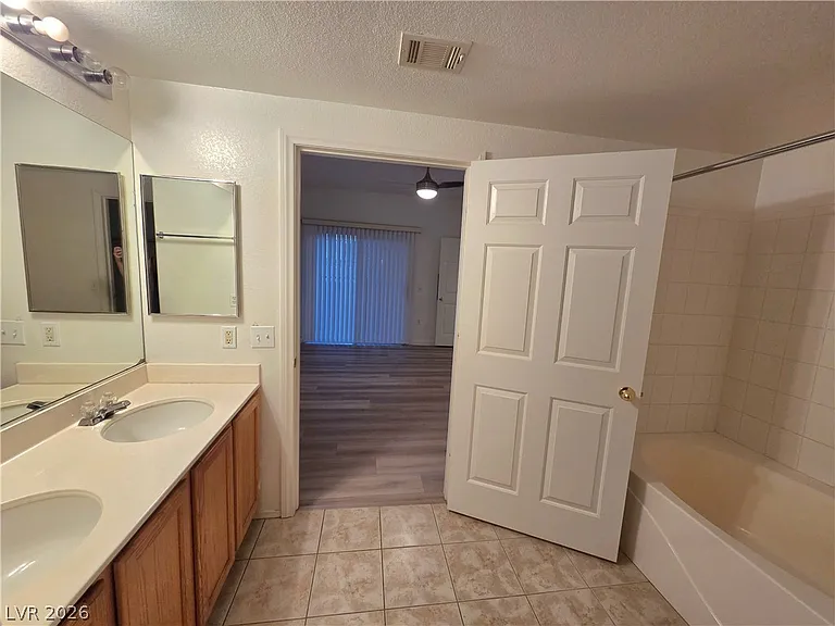 2053 Quarry Ridge St #103 — Photo 13