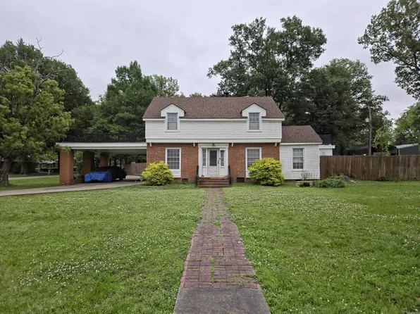 1501 Red Bud Ln, Stuttgart, AR 72160