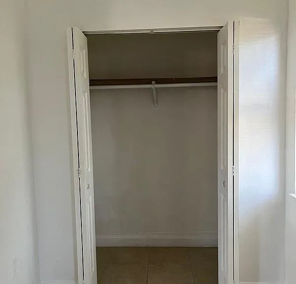 12820 NW 17th Pl — Photo 3
