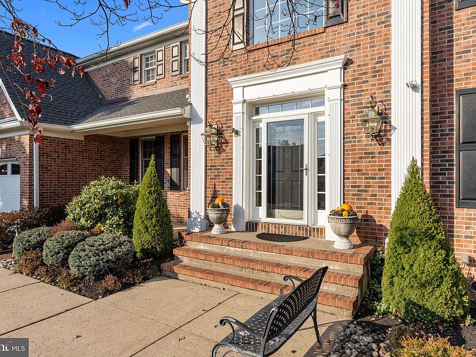 572 Heatons Mill Dr, Langhorne, PA 19047 | Zillow