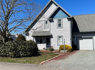 6 Captains Dr, Westerly, RI 02891