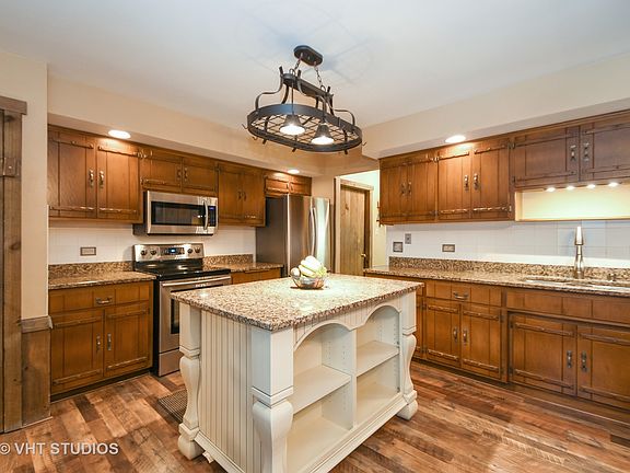 5th image of 12840 Westport Dr