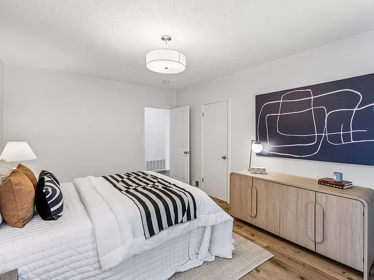 610 Hillcrest Blvd — Photo 25