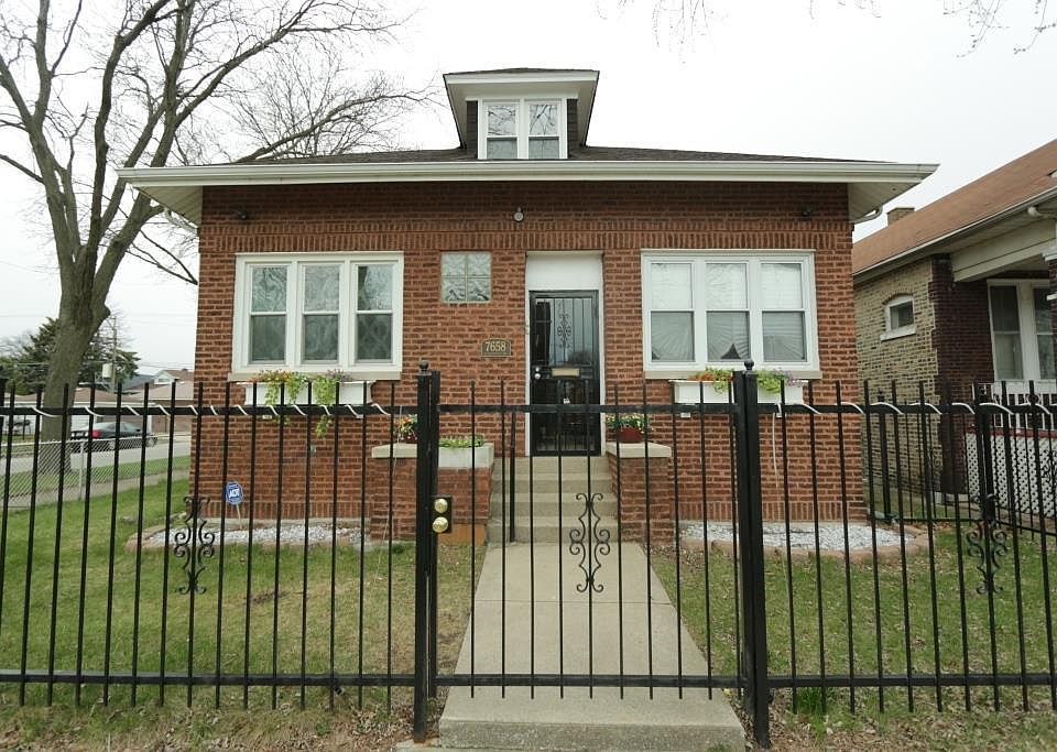 1st image of 7658 S Eberhart Ave