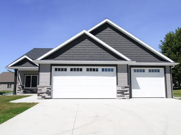 858 Bucknell Ln SE, Stewartville, MN 55976