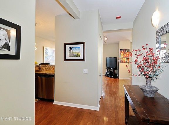 2nd image of 1111 S Wabash Ave APT 1701