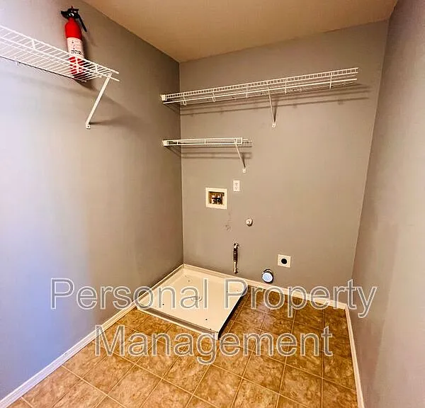 12607 NE 27th Way — Photo 17